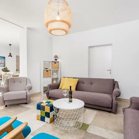 Villa Lovran, Heated Pool And