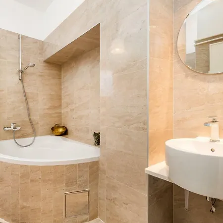 Villa Lovran, Heated Pool And