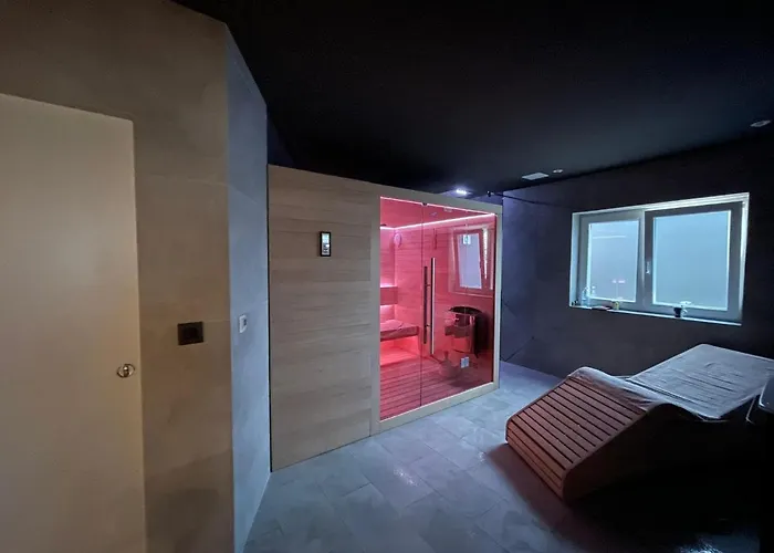 Villa Lovran, Heated Pool And