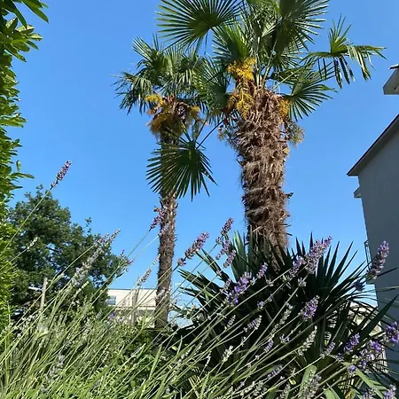 Lovran, Heated Pool And וילה