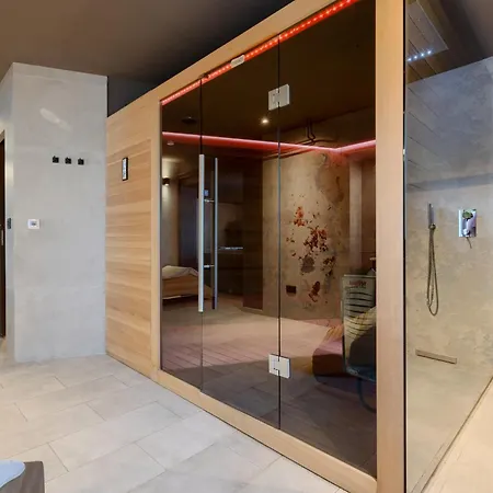 Lovran, Heated Pool And Villa Laurana