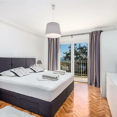 Lovran, Heated Pool And